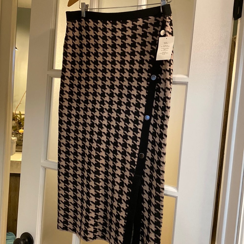 Beautiful long Retrology skirt